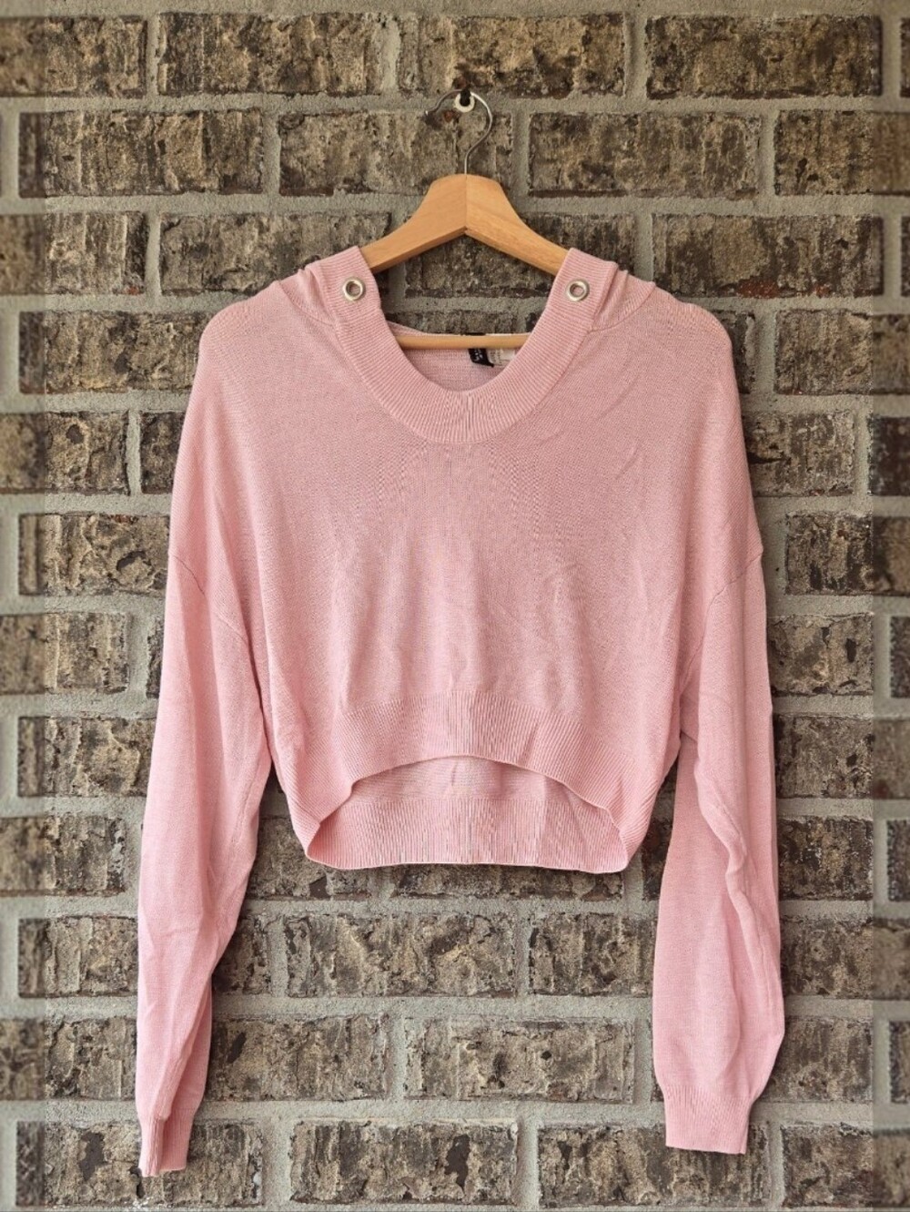 H&M DIVIDED Soft Light Pink Knit Sweater / Size M